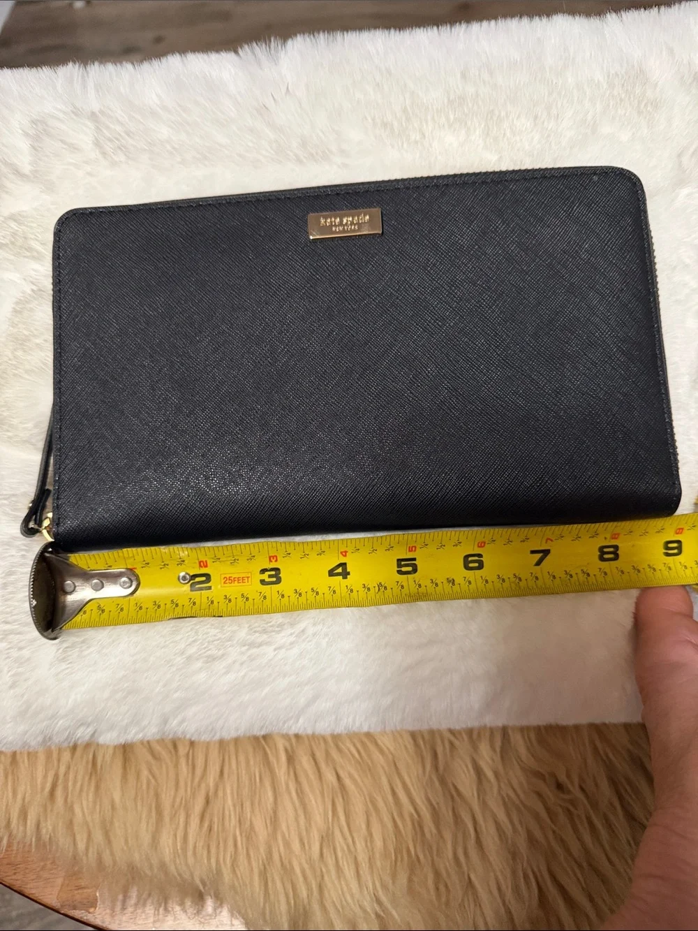 Kate Spade Black Saffiano Leather Zip Around LV Wallet Organizer Clutch